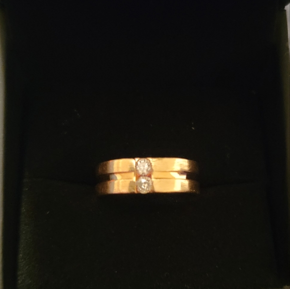 *SOLD* Yellow Gold Diamond Band - Picture 2 of 3